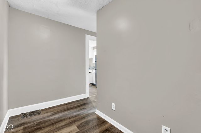 933 N Ewing Street, Indianapolis, IN 46201