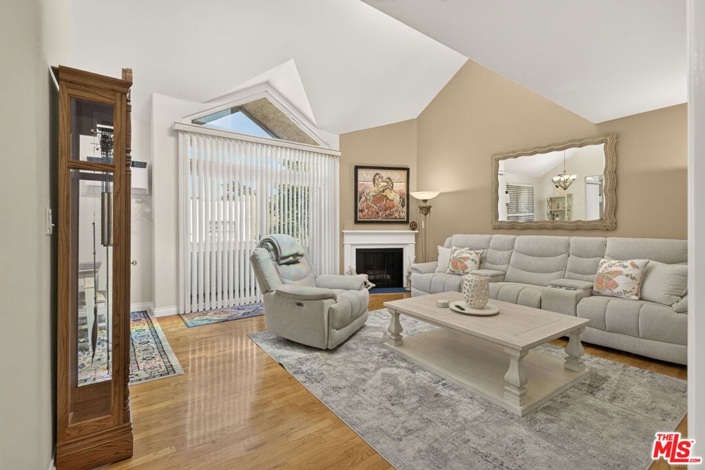 9707 Charnock Avenue 203, Los Angeles, CA 90034 — photo 4