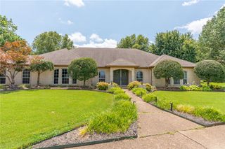 2412 Fianna Way, Fort Smith, AR 72908