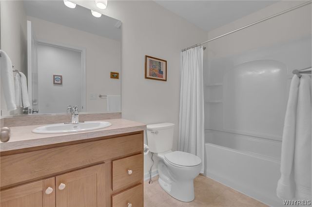 5343 Briannas Nook, Clarence, NY 14031