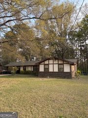19 NE Donley Drive, Rome, GA 30165