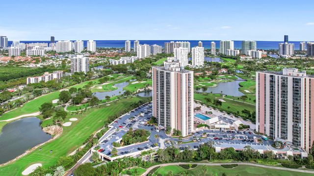 20335 W Country Club Drive 2107, Aventura, FL 33180