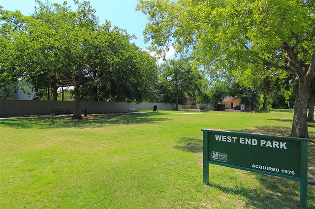 3830 Centerplaza Drive, Houston, TX 77007