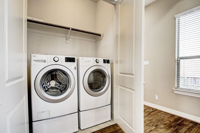 3830 Centerplaza Drive, Houston, TX 77007
