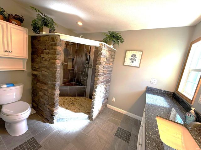 590 Yockey Road, Mitchell, IN 47446