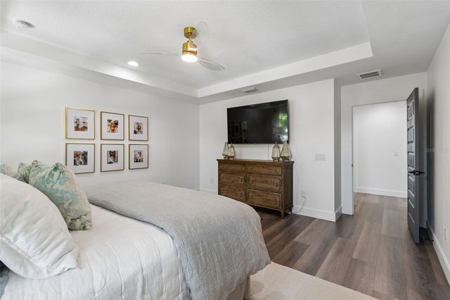 3209 W ROGERS AVENUE, Tampa, FL 33611