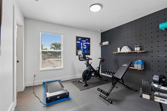 3209 W ROGERS AVENUE, Tampa, FL 33611