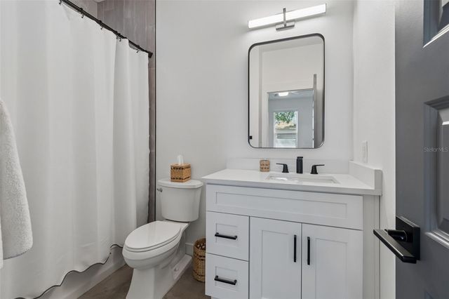 3209 W ROGERS AVENUE, Tampa, FL 33611