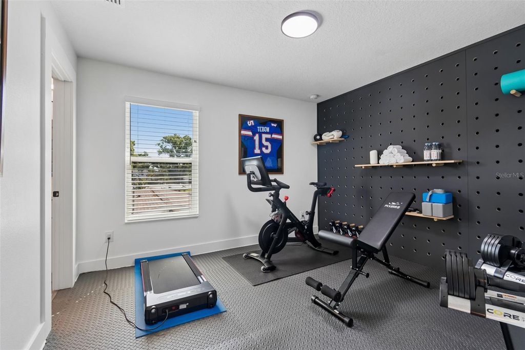 Image 19 of property listing at 3209 W ROGERS AVENUE, Tampa, FL 33611