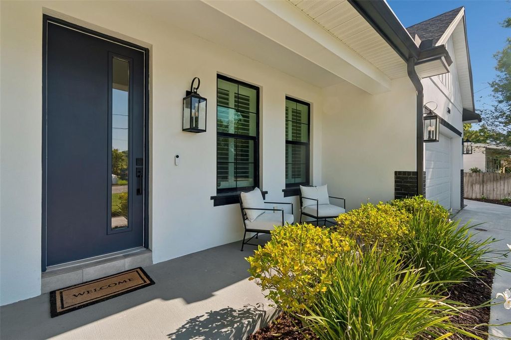 Image 28 of property listing at 3209 W ROGERS AVENUE, Tampa, FL 33611