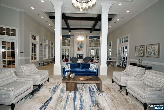 12 Quartz Way, Woodland Park, NJ 07424