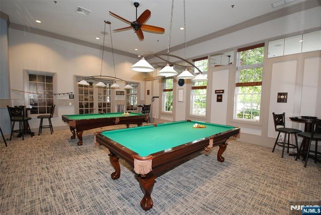 12 Quartz Way, Woodland Park, NJ 07424