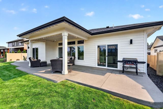 14210 E 39th Ln, Veradale, WA 99037