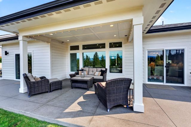 14210 E 39th Ln, Veradale, WA 99037