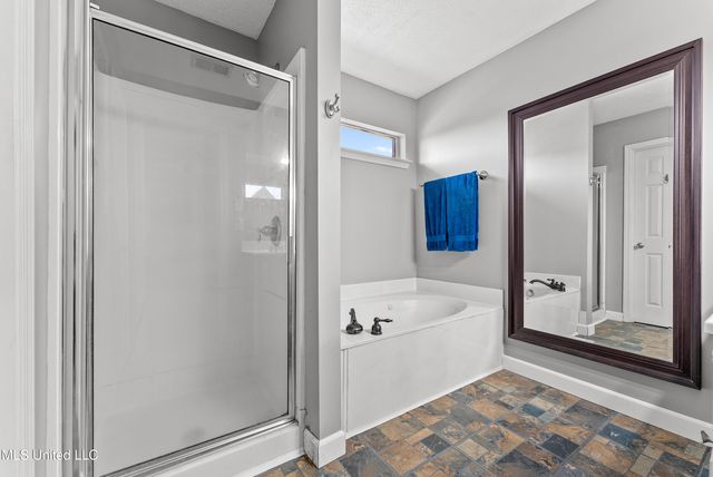 10611 Pecan View Drive, Olive Branch, MS 38654
