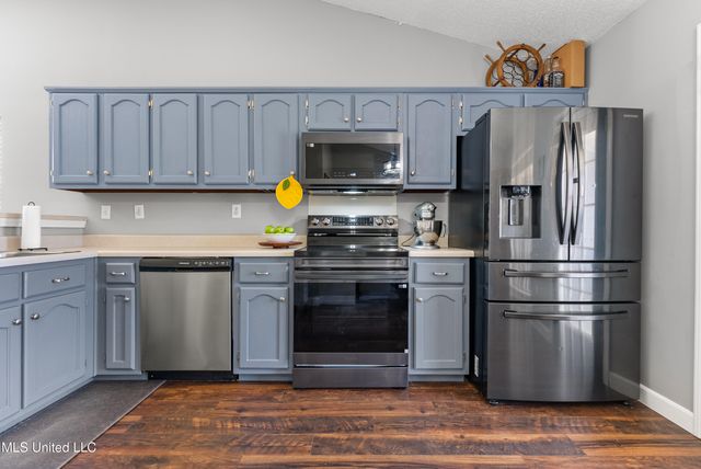 10611 Pecan View Drive, Olive Branch, MS 38654