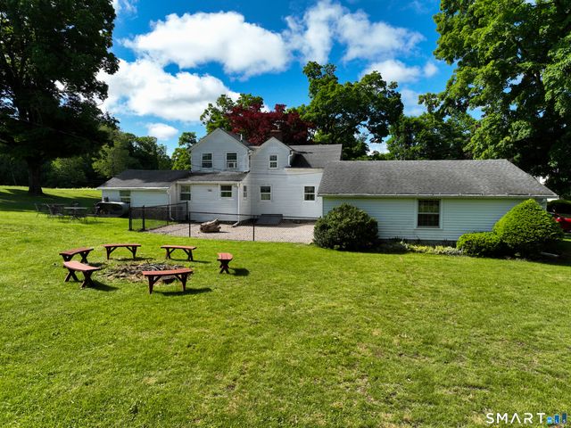 78 West District Road, Farmington, CT 06085