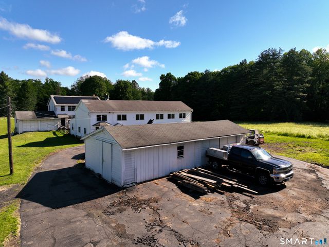 78 West District Road, Farmington, CT 06085