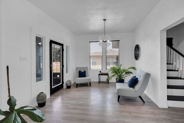 805 E Wise Street, Bowie, TX 76230