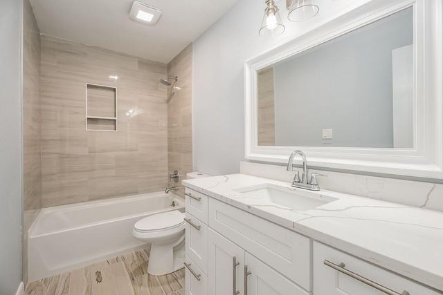 901 Bonita Street, Bayou Vista, TX 77563