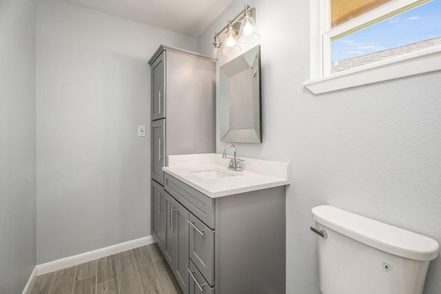 901 Bonita Street, Bayou Vista, TX 77563