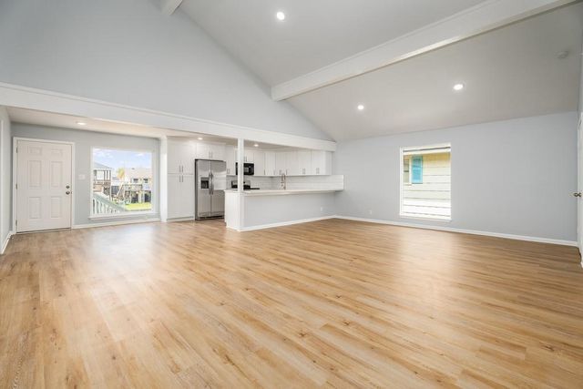 901 Bonita Street, Bayou Vista, TX 77563