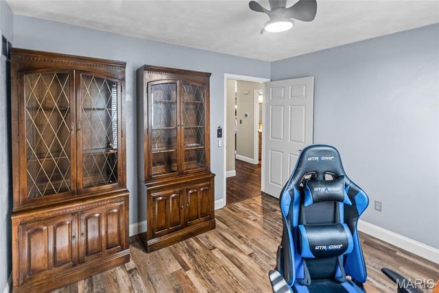 227 Suburban Drive, Smithton, IL 62285