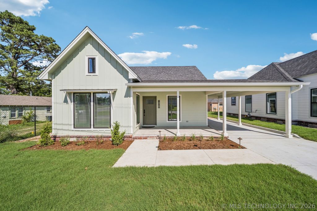 210 S Bluff Street A, Catoosa, OK 74015
