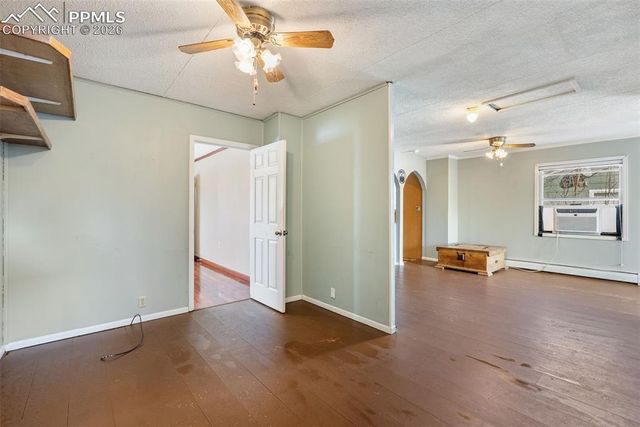 1218 Aspen Avenue, Colorado Springs, CO 80905