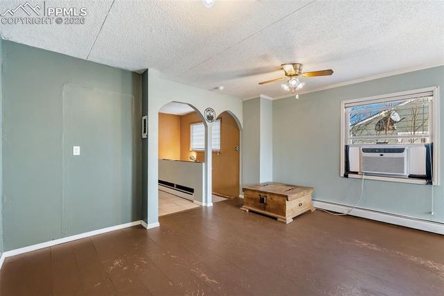 1218 Aspen Avenue, Colorado Springs, CO 80905