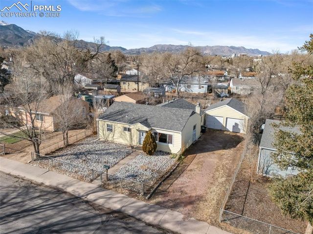 1218 Aspen Avenue, Colorado Springs, CO 80905