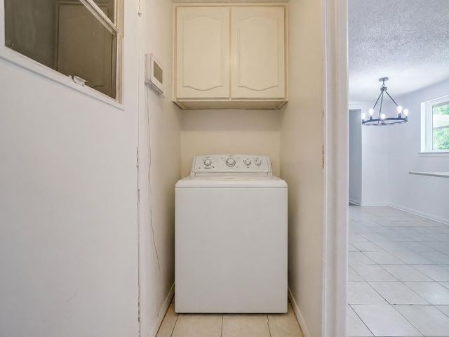 113 Quail Creek Drive, Crowley, TX 76036