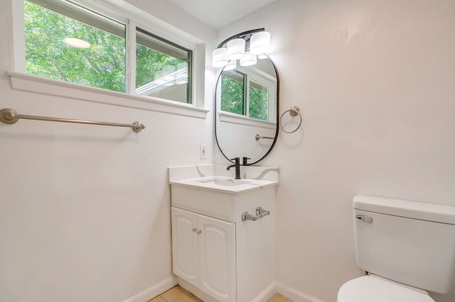 113 Quail Creek Drive, Crowley, TX 76036