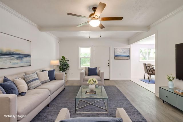 113 Quail Creek Drive, Crowley, TX 76036