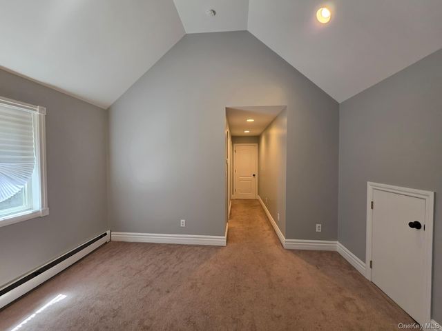 8 Brian Court, Salisbury Mills, NY 12577
