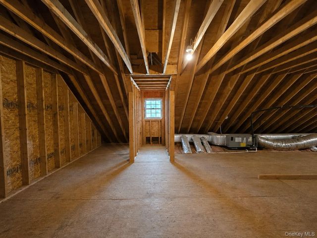 8 Brian Court, Salisbury Mills, NY 12577