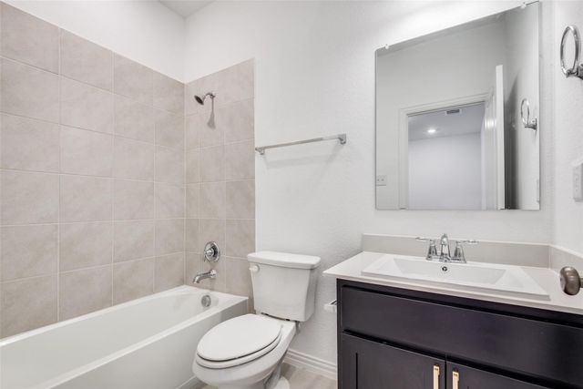 9915 Schramm Street, Irving, TX 75063