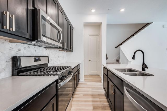 9915 Schramm Street, Irving, TX 75063