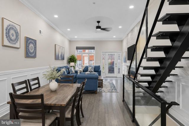 933 S 3RD ST, Philadelphia, PA 19147