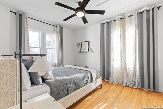 328 W Morse St, Fredericksburg, TX 78028