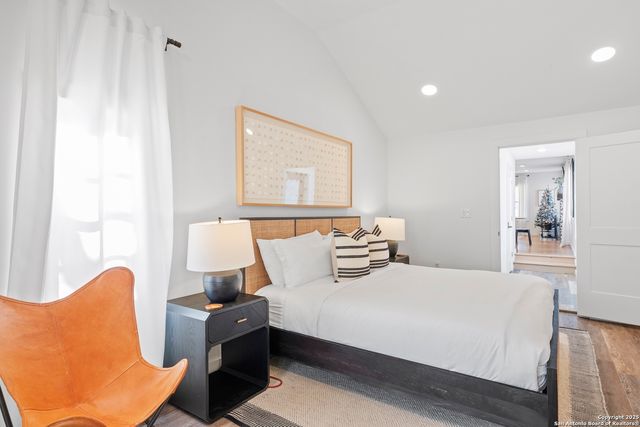 328 W Morse St, Fredericksburg, TX 78028