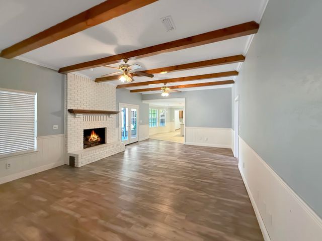 4524 Woodlands Drive, Niceville, FL 32578