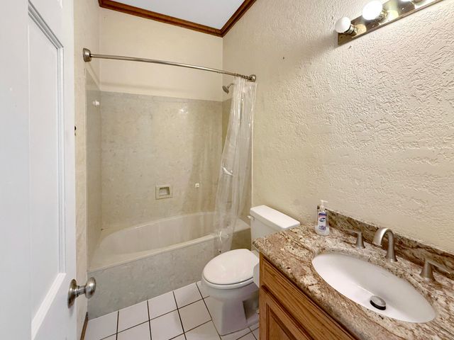 4524 Woodlands Drive, Niceville, FL 32578