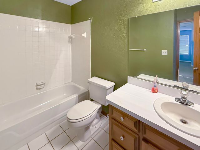 4524 Woodlands Drive, Niceville, FL 32578