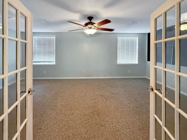 4524 Woodlands Drive, Niceville, FL 32578
