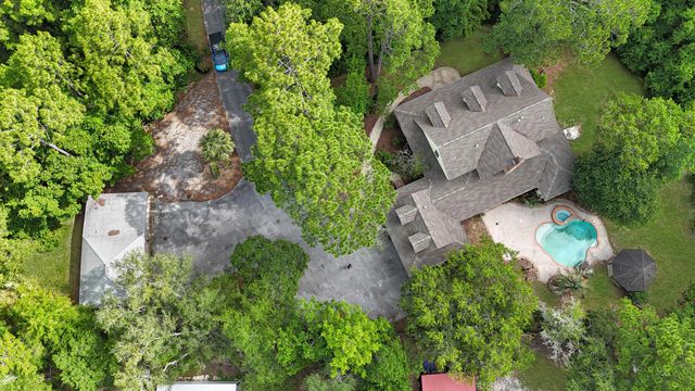 4524 Woodlands Drive, Niceville, FL 32578