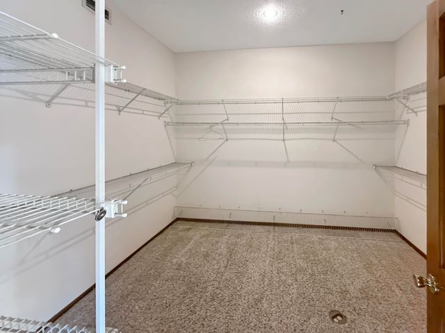 4524 Woodlands Drive, Niceville, FL 32578