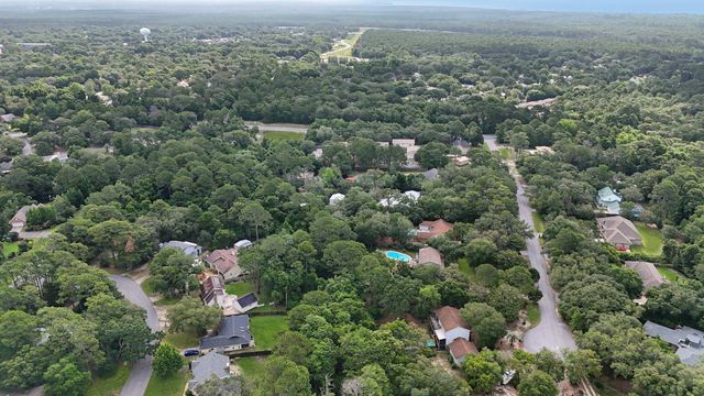 4524 Woodlands Drive, Niceville, FL 32578