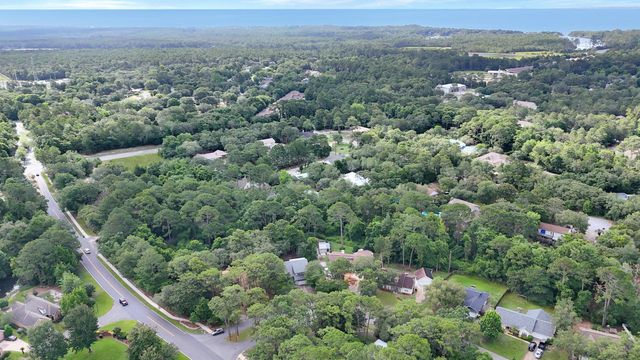 4524 Woodlands Drive, Niceville, FL 32578