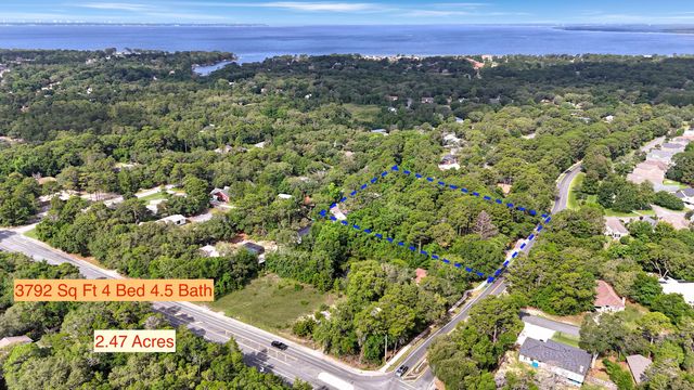 4524 Woodlands Drive, Niceville, FL 32578